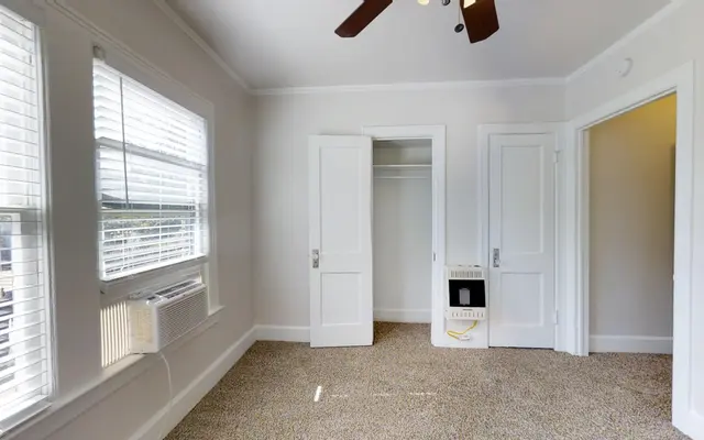 Marquita Court Apartments - Corner, Flooring