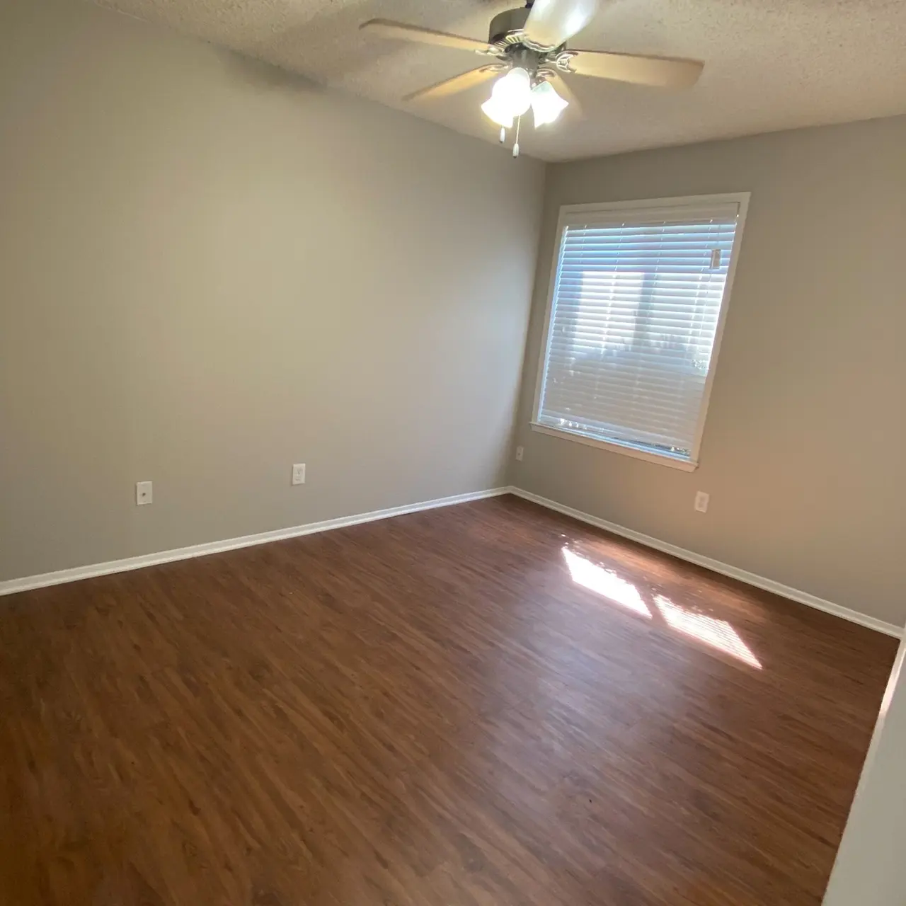 Crestwood Place Apartments - Flooring, Floor, Ceiling Fan