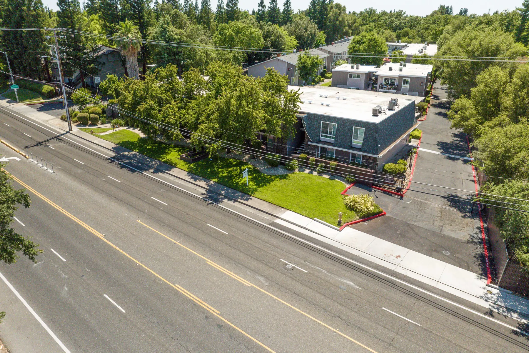 Creekside Oaks - Road, Outdoors, Building