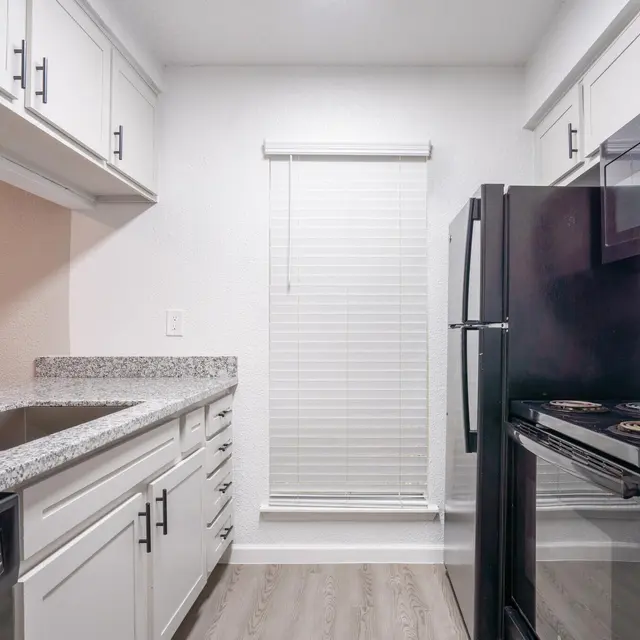 Skylar Pointe Apartments and Townhomes - Sink, Sink Faucet, Indoors