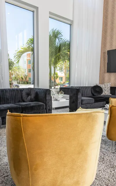 AHS Mangonia Lake AHS Mangonia Lake - Room, Couch