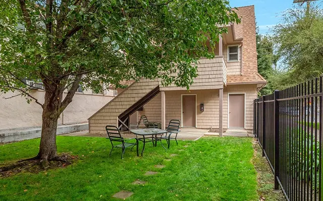 CD Properties - Yard