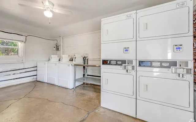 Lakewood-Plaza (12)-min.jpg