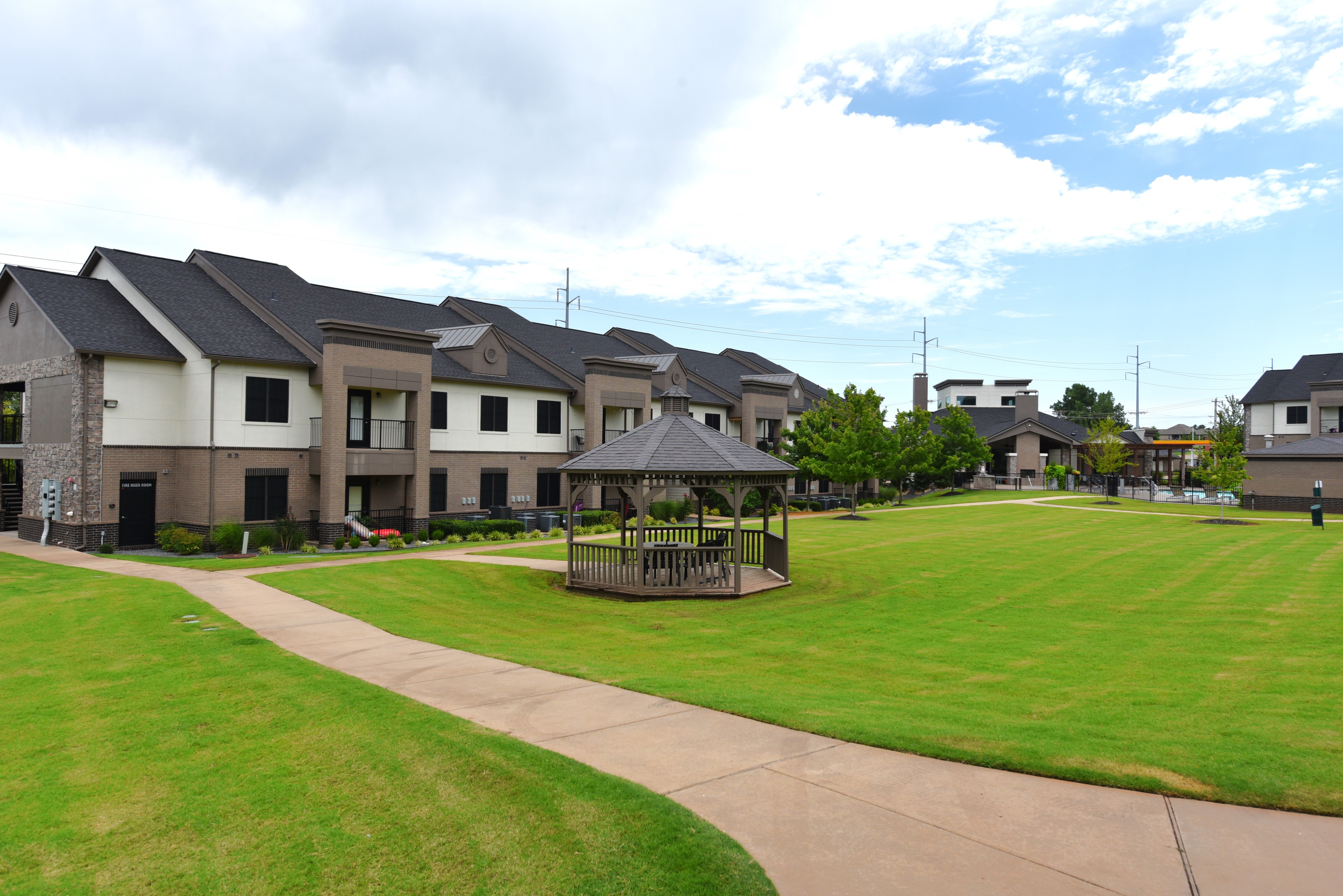 Legend V - Suburb, Grass, Plant