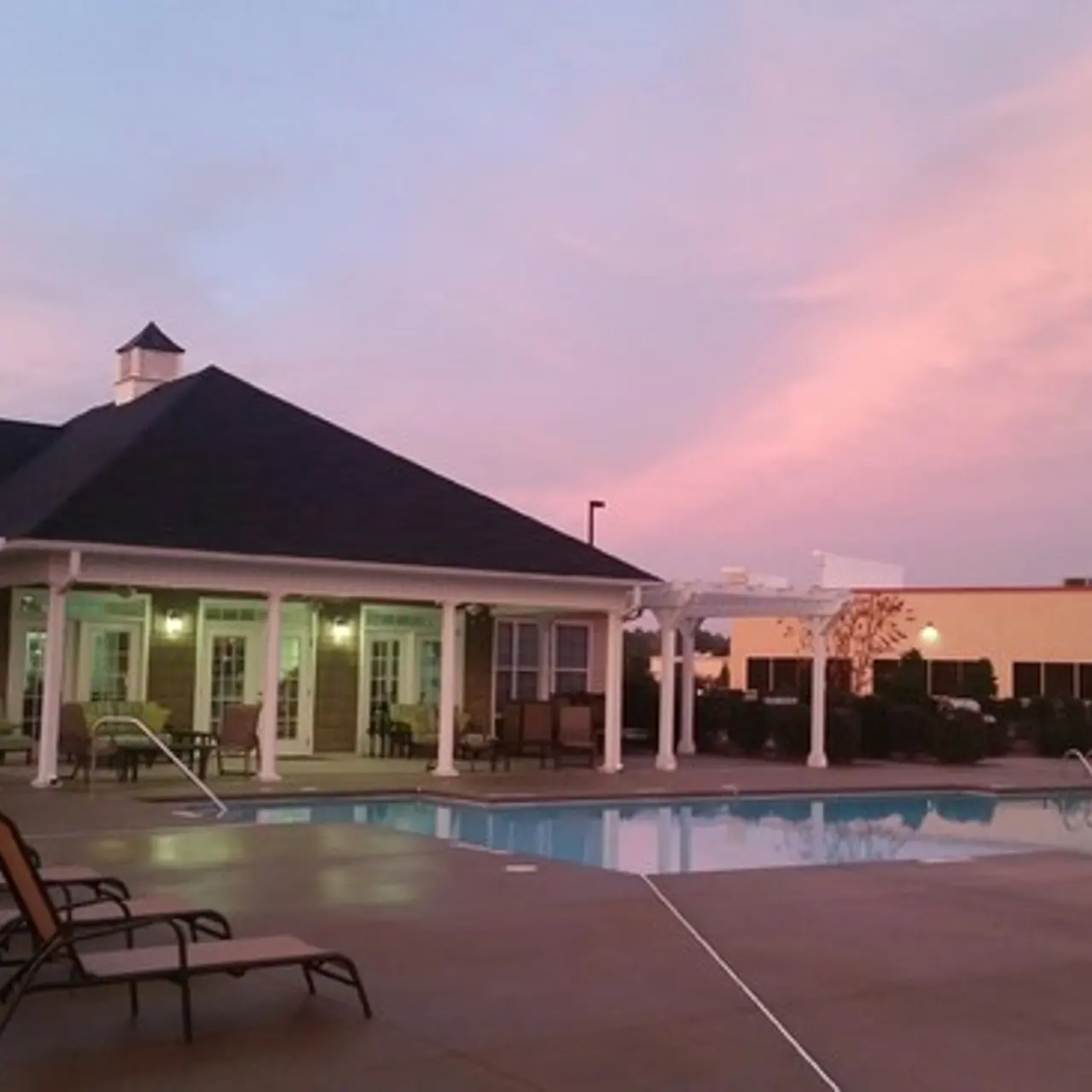 Birchfield Apartments - Building, Villa, House