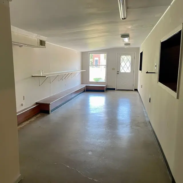 NS Burlington - Floor, Flooring