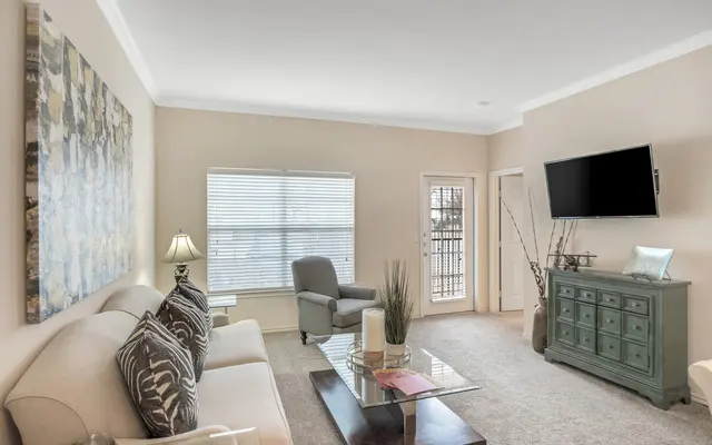 Springfield Apartments Springfield Apartments - Room, Table