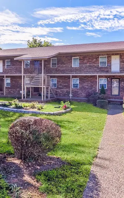 Aspen Meadows - Grass, Plant, Building