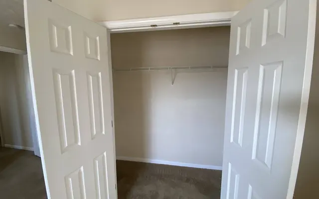 Arbors at Water's Edge