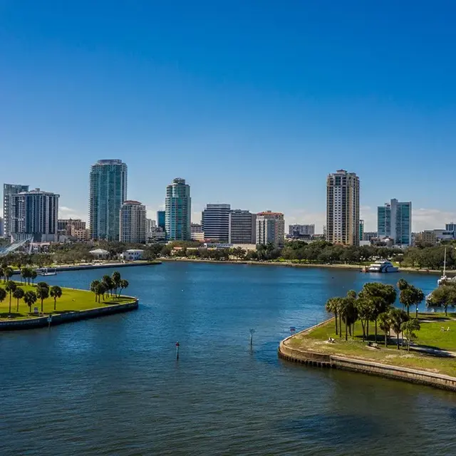 Vantage St Pete - Building, Cityscape, Urban