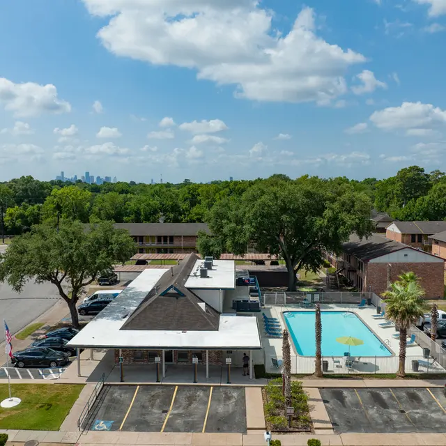 The Avenue - Outdoors, Pool, Swimming Pool