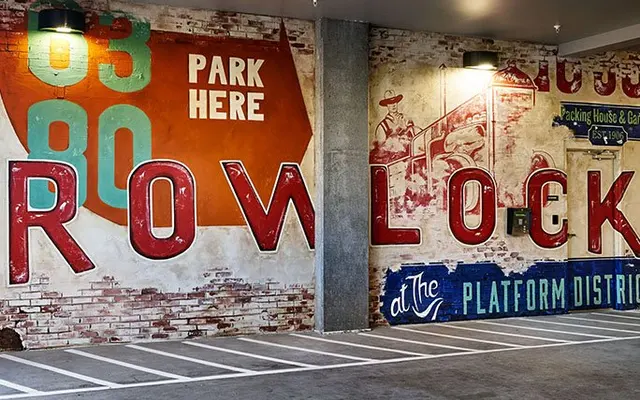 Rowlock - Road, Text