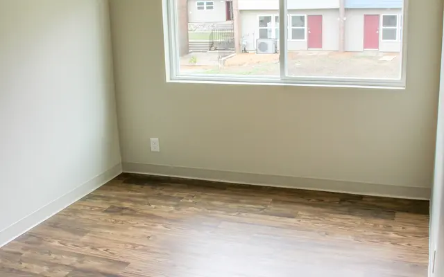 Mountain View Heights - Floor, Flooring, Indoors