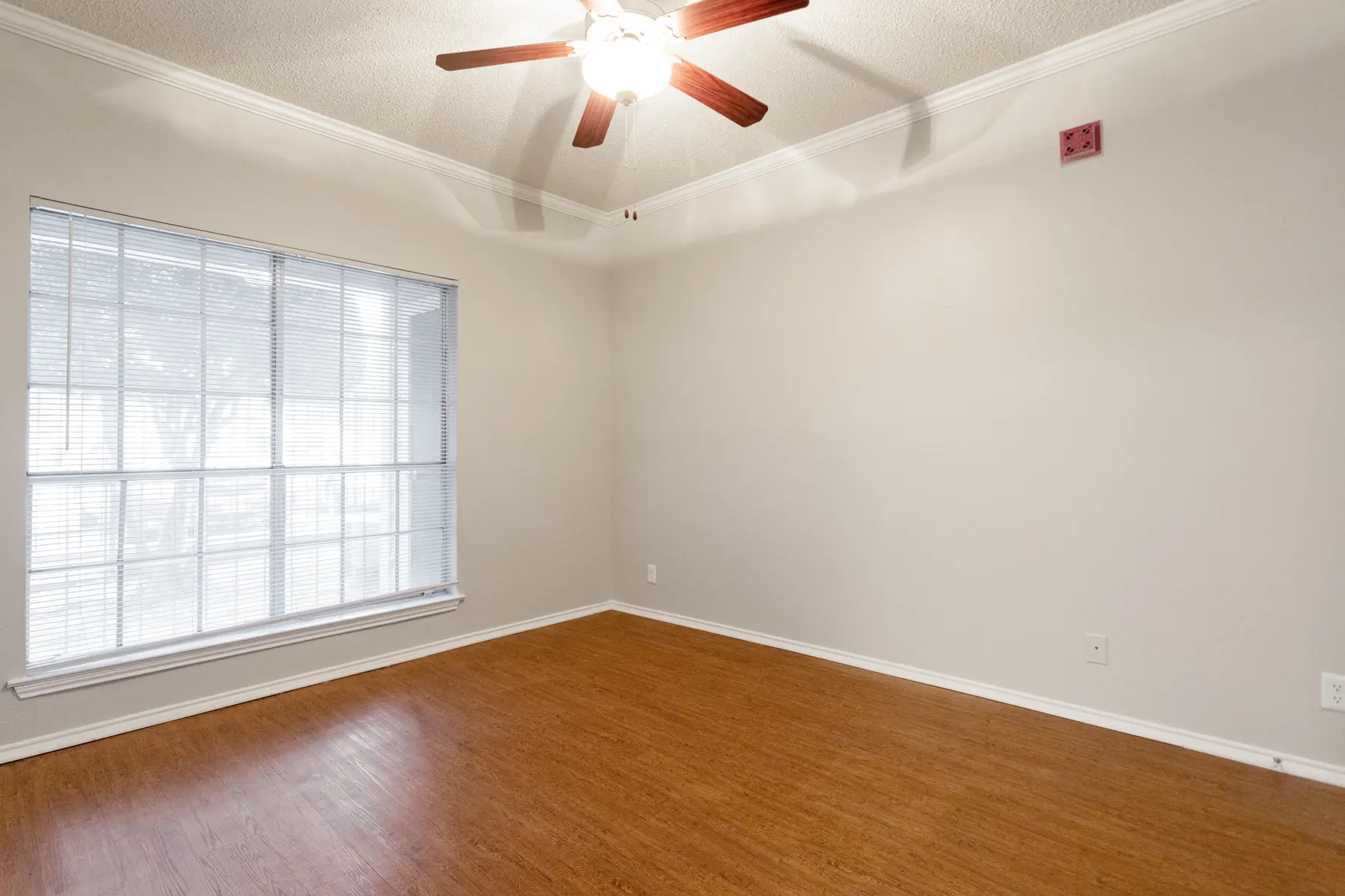 Corner, Floor, Flooring