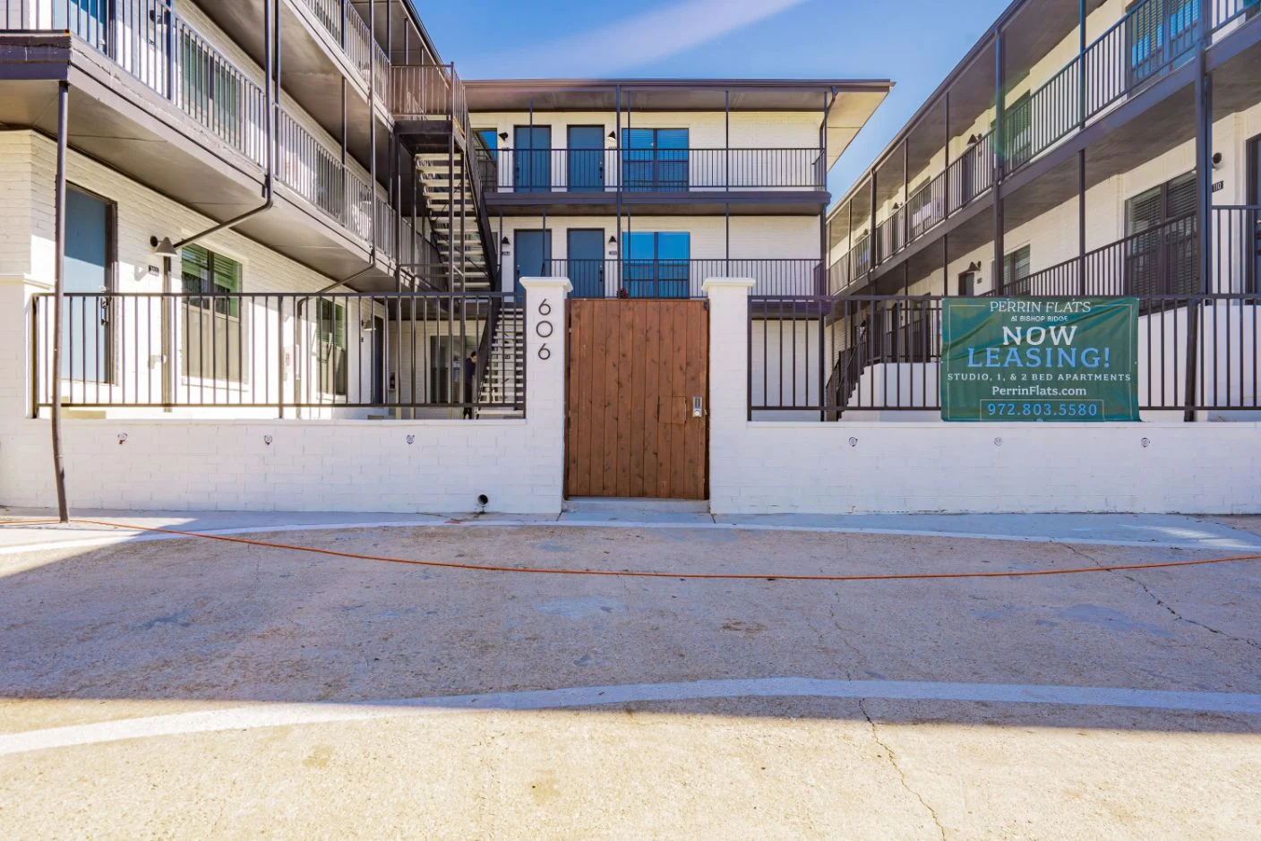 Live at Indio Live at Indio - City, Gate, Urban