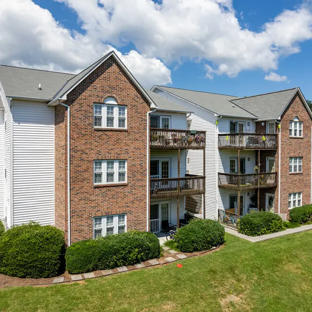 Bradley Hills Apartments - Grass, Plant, Car
