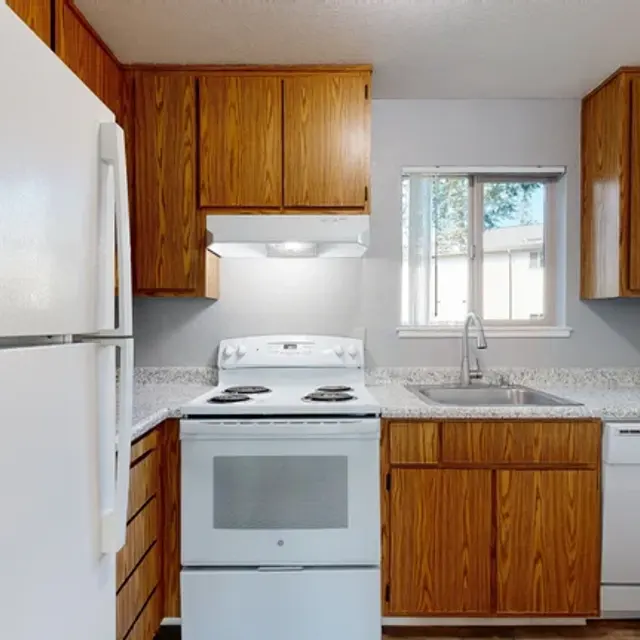 Sand Creek Apartments - 1 Bedroom 1 Bathroom