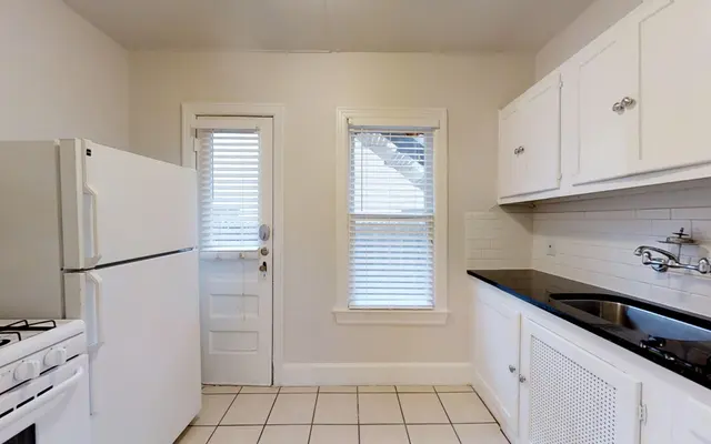 Marquita Court Apartments - Floor