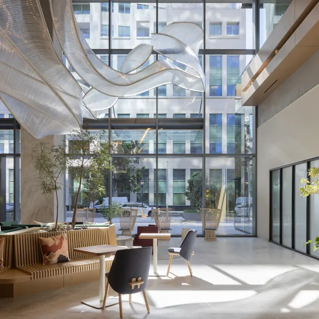 Lobby & Lounge - West San Diego