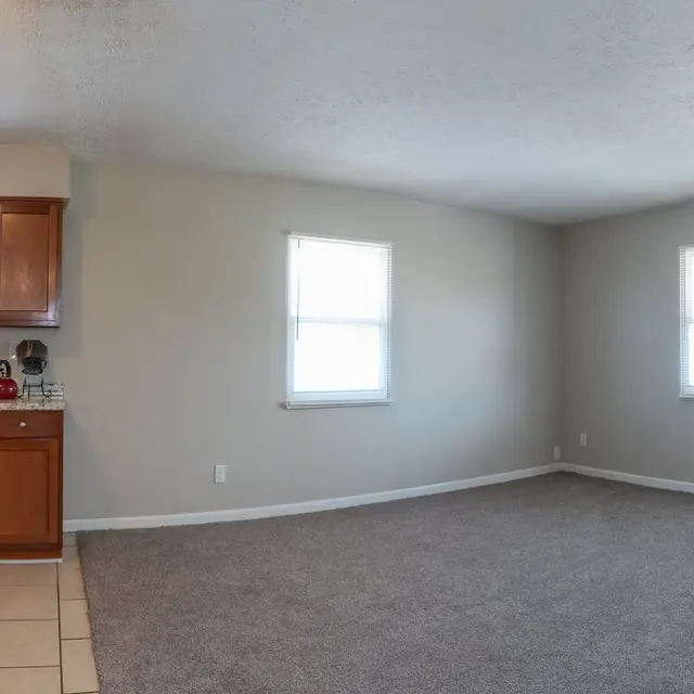 Parkside Apartments - Corner, Floor, Flooring