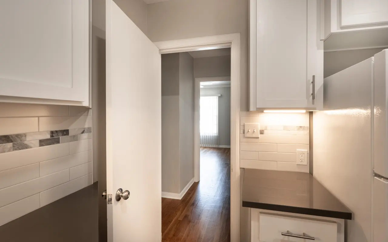 Fountain Gardens - Indoors, Interior Design, Corner