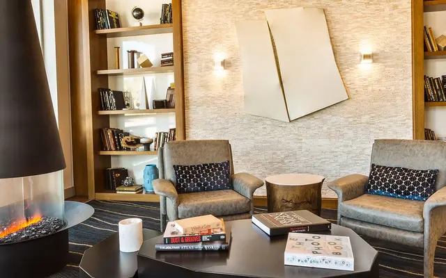 1880 Little Raven - Lounge 1880 Little Raven - Room