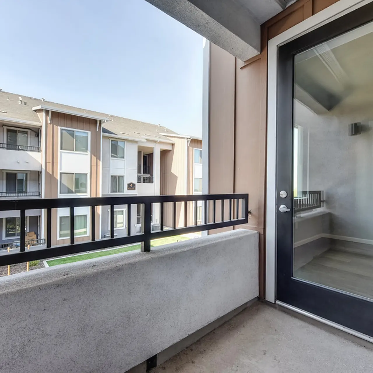 Gateway Station - Door