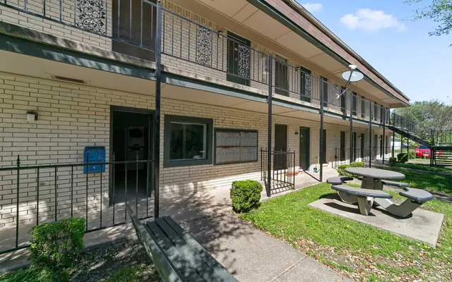 Belleview Belleview - City, Bench