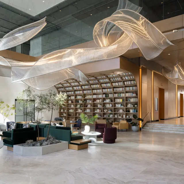 Lobby & Lounge - West San Diego