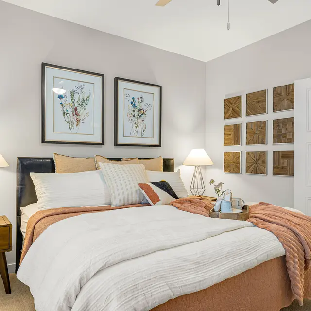 Holly Springs - Corner, Indoors, Interior Design