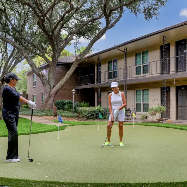 Emerson Pines - Golf, Human