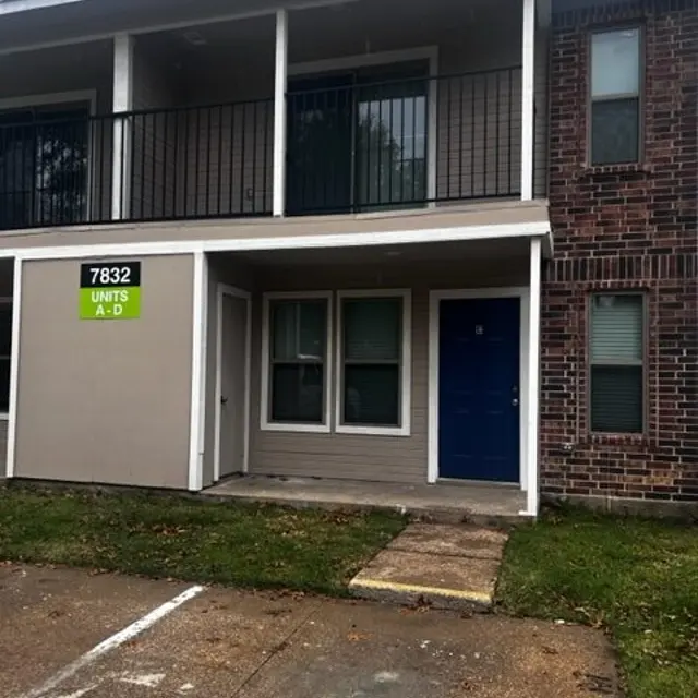 Davis Plaza - Housing, City