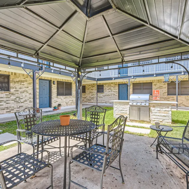 Shoal Creek North - House, Housing, Patio