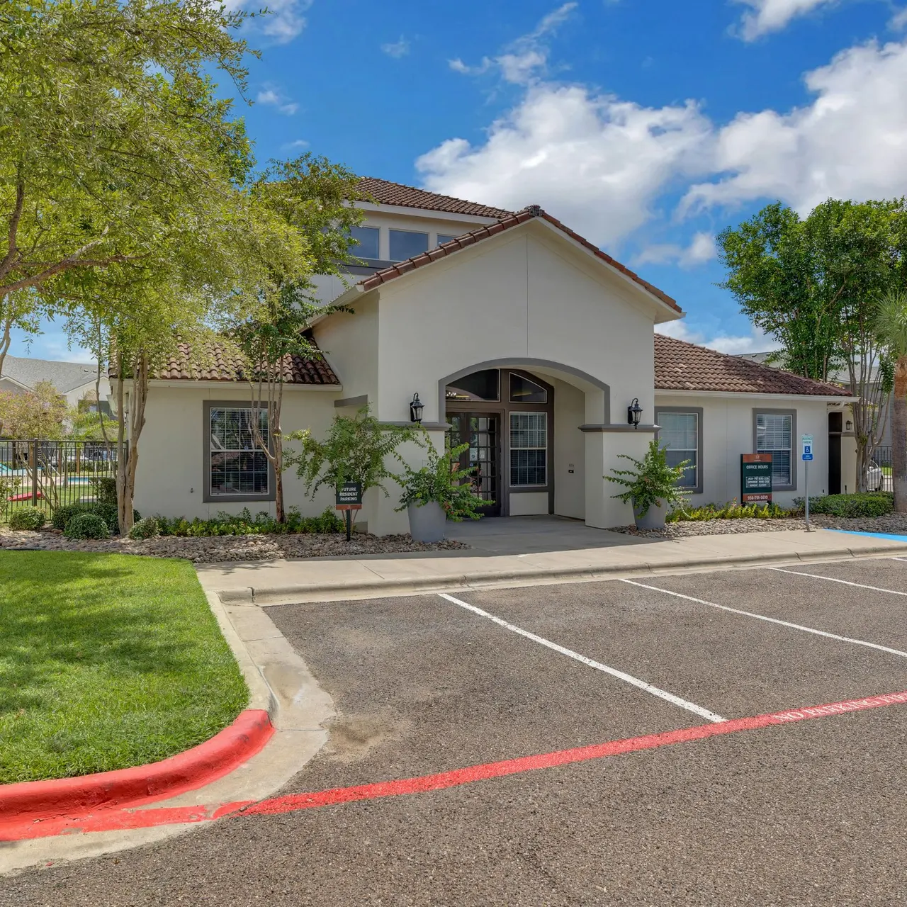 Cienega Leasing Office