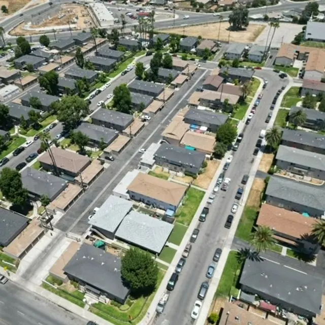 RiverGlen Apartments - Suburb, Building, Outdoors