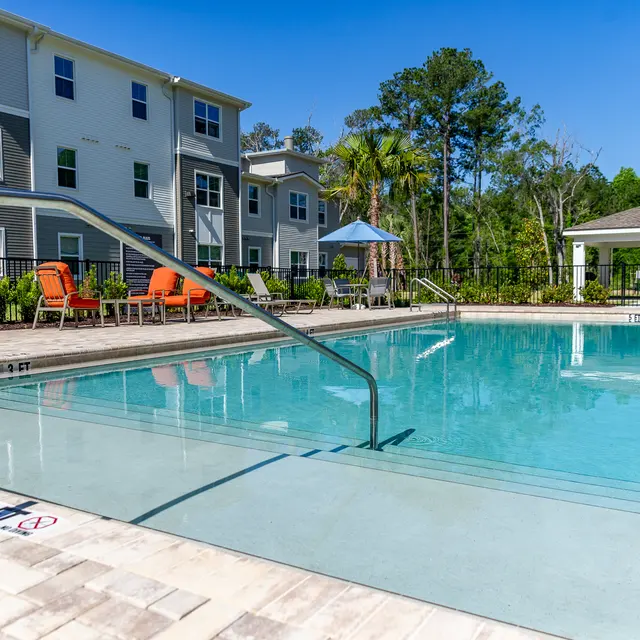 Rochester Park - Hotel, Resort, Pool