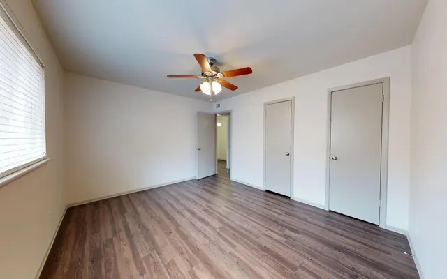 Austin's Place Apartments - Wood, Floor