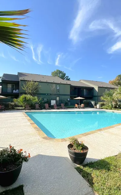 Seasons - Pool, House