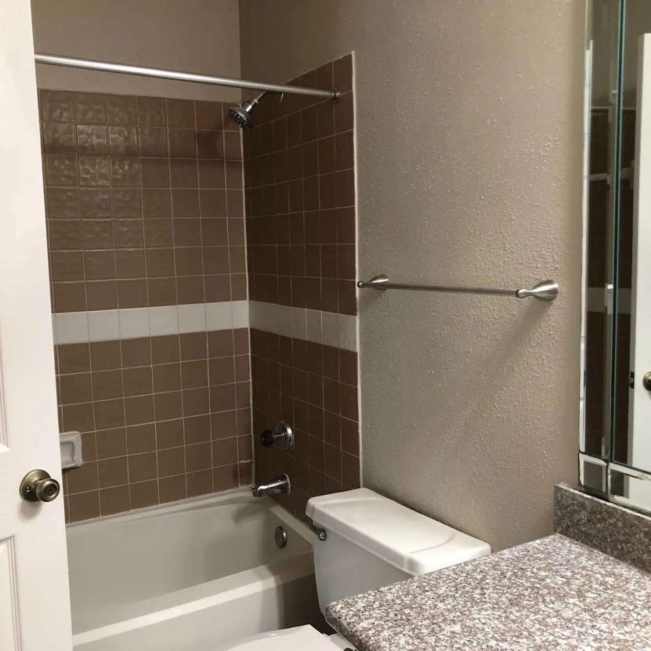 Eagle Hollow - Indoors, Bathroom