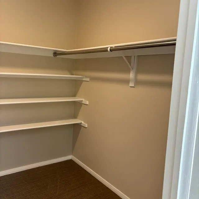 Lyncryer Apartments - Corner, Furniture, Indoors