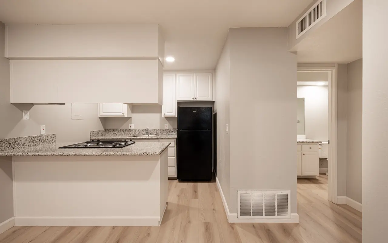 2712 E Street - Floor, Flooring, Indoors