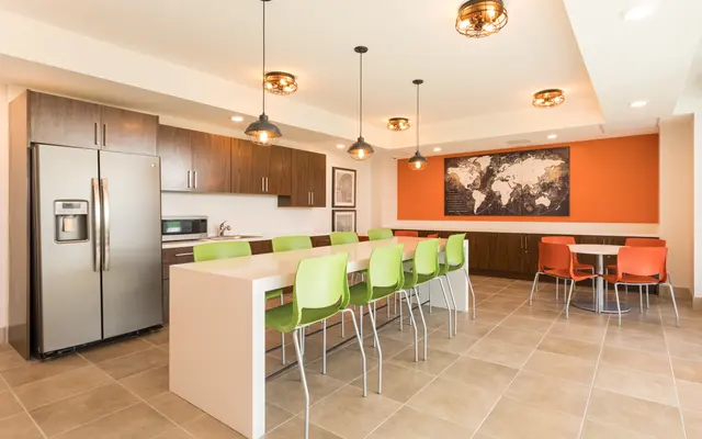 Pinnacle Heights Pinnacle Heights - Chair