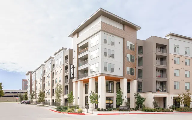 Cue Galatyn Station - City, Apartment Building, Urban