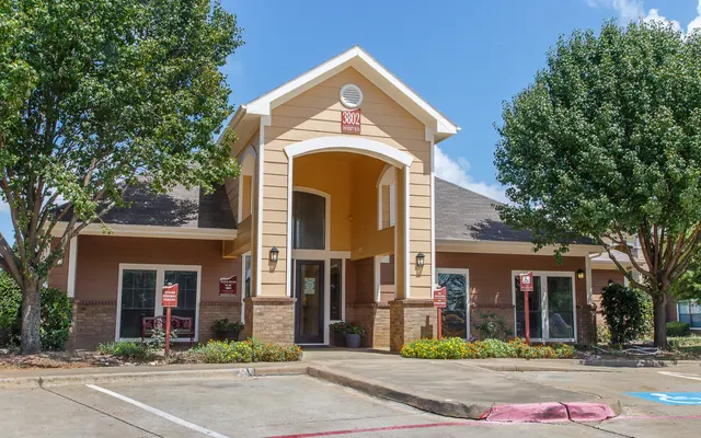 High Meadow Apartments