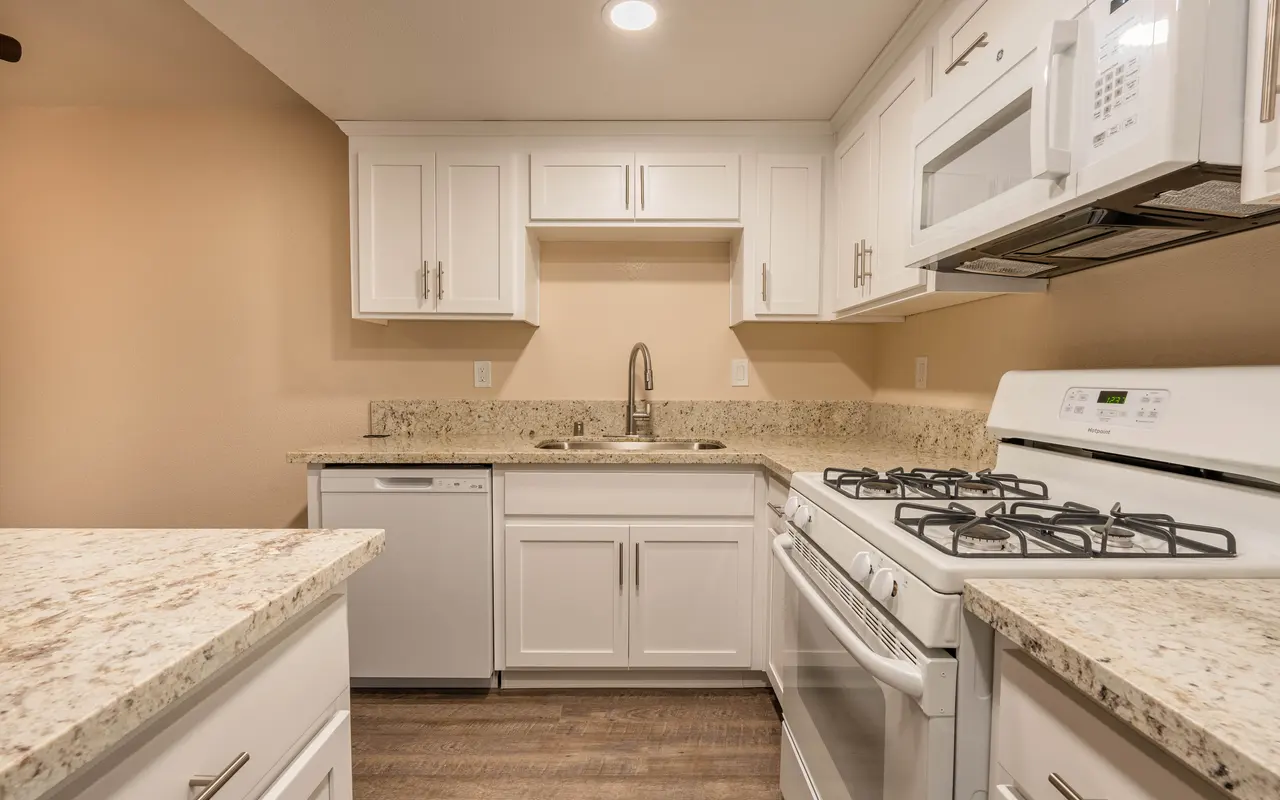 Marconi Oaks - Indoors, Interior Design, Kitchen