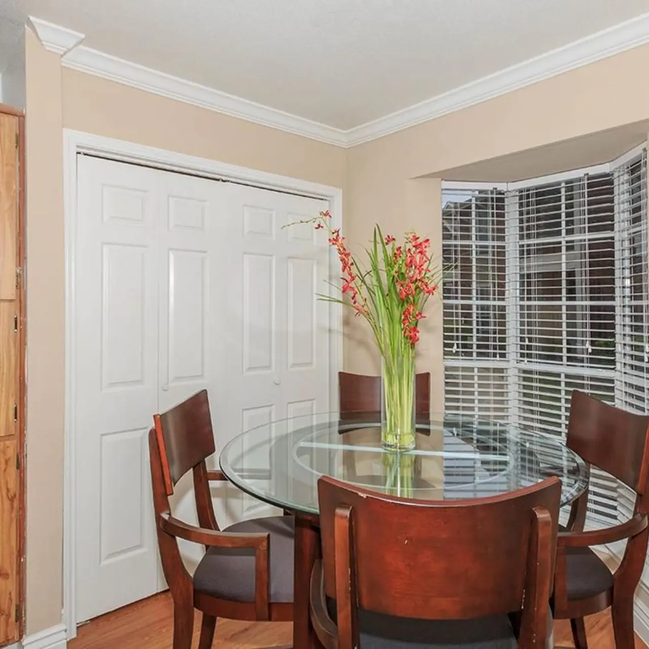 Beacon Hills Apartments - Room, Chair