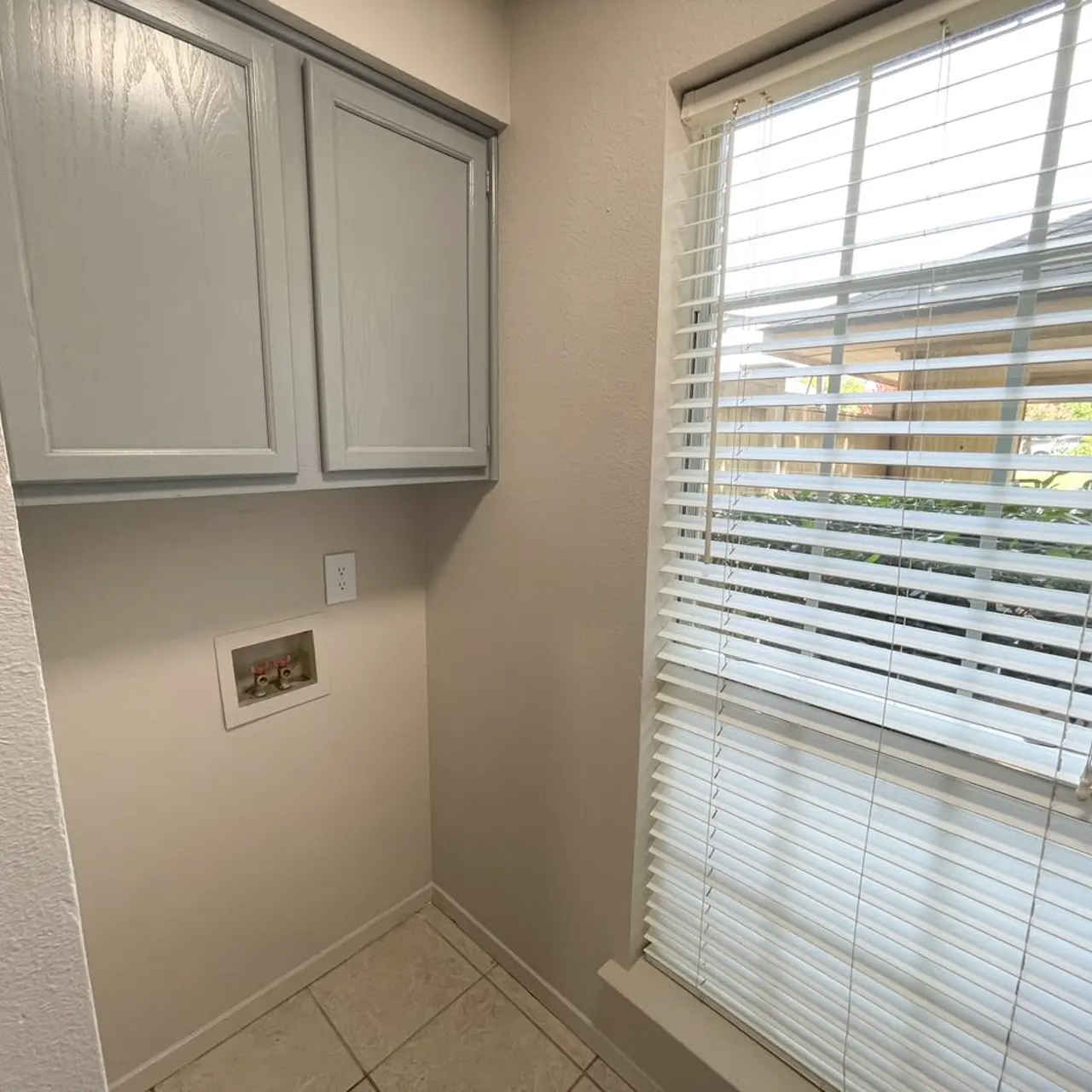 Trails Place - Home Decor, Window Shade, Window