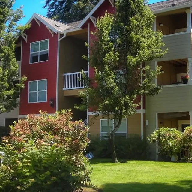 Cascade Crest Apartments - Neighborhood, City, Condo