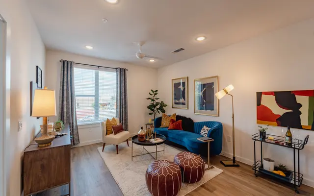 Ellis Highline - Home Decor, Furniture, Living Room