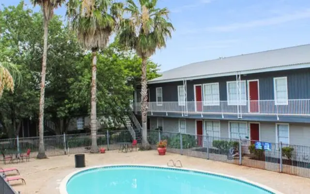 Northwest Corners - Pool